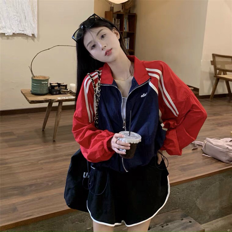 Áo khoác croptop Ralana Love cổ đứng Nhẹ nữ raglan dáng lửng phong cách Retro form lửng cánh dơi, Áo khoác dù Bóng Chày Bomber nữ 2 lớp phối sọc năng động trẻ trung chất vải dù dày dặn Mịn XANH PHỐI ĐỎ Retro Style chạy Sọc Thể Thao gió Có Dây Rút