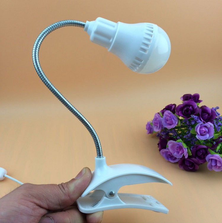 Đèn Led Mini Kẹp Bàn W00757 -