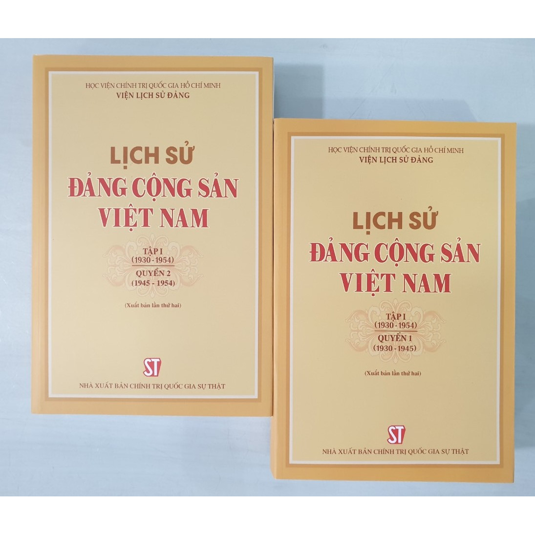 Combo Lịch Sử Đảng Cộng Sản Việt Nam - Tập 1 (1930 - 1954):  Quyển 1 (1930 -1945) + Quyển 2 (1945 -1954) - Bản in năm 2021