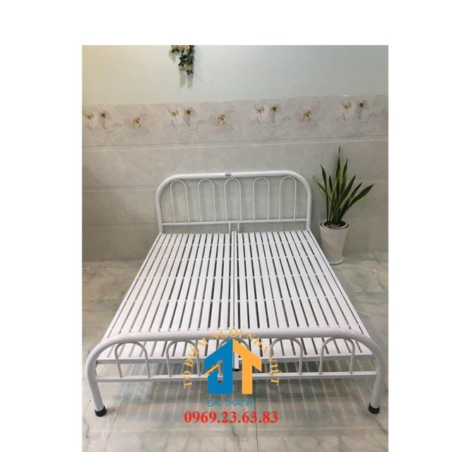 Giường sắt chữ u 1m6x2m