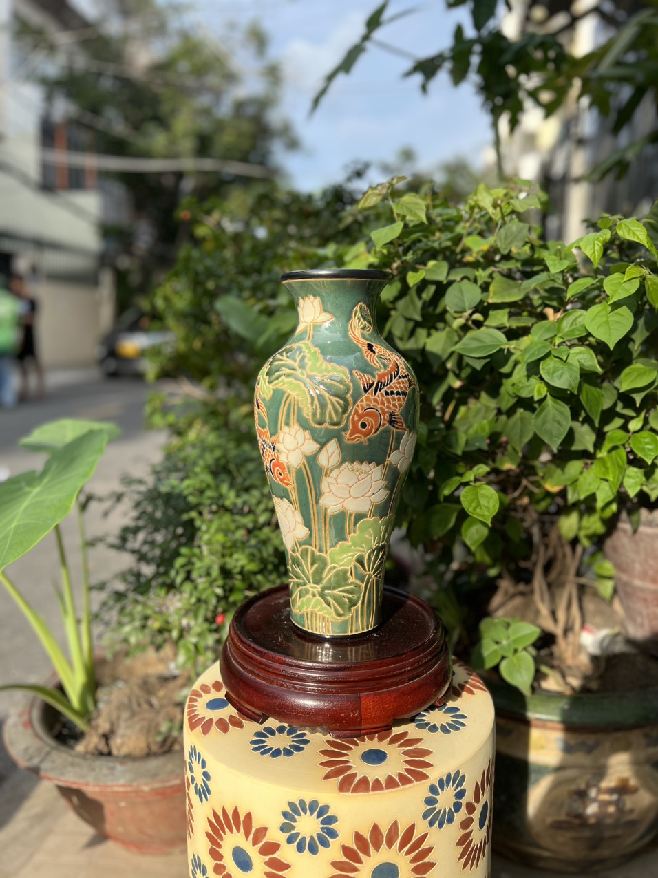 BÌNH BÁCH HOA & SEN CÁ DÁNG THON 37CM GỐM SỨ THỦ CÔNG NAM BỘ