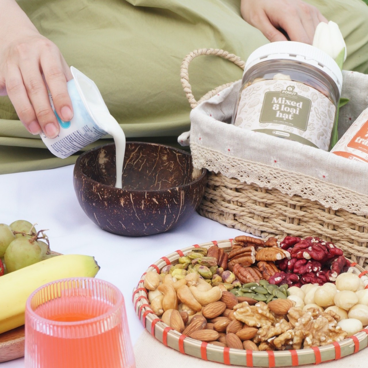 Hạt mix 8 loại hạt dinh dưỡng Hộp 350gr