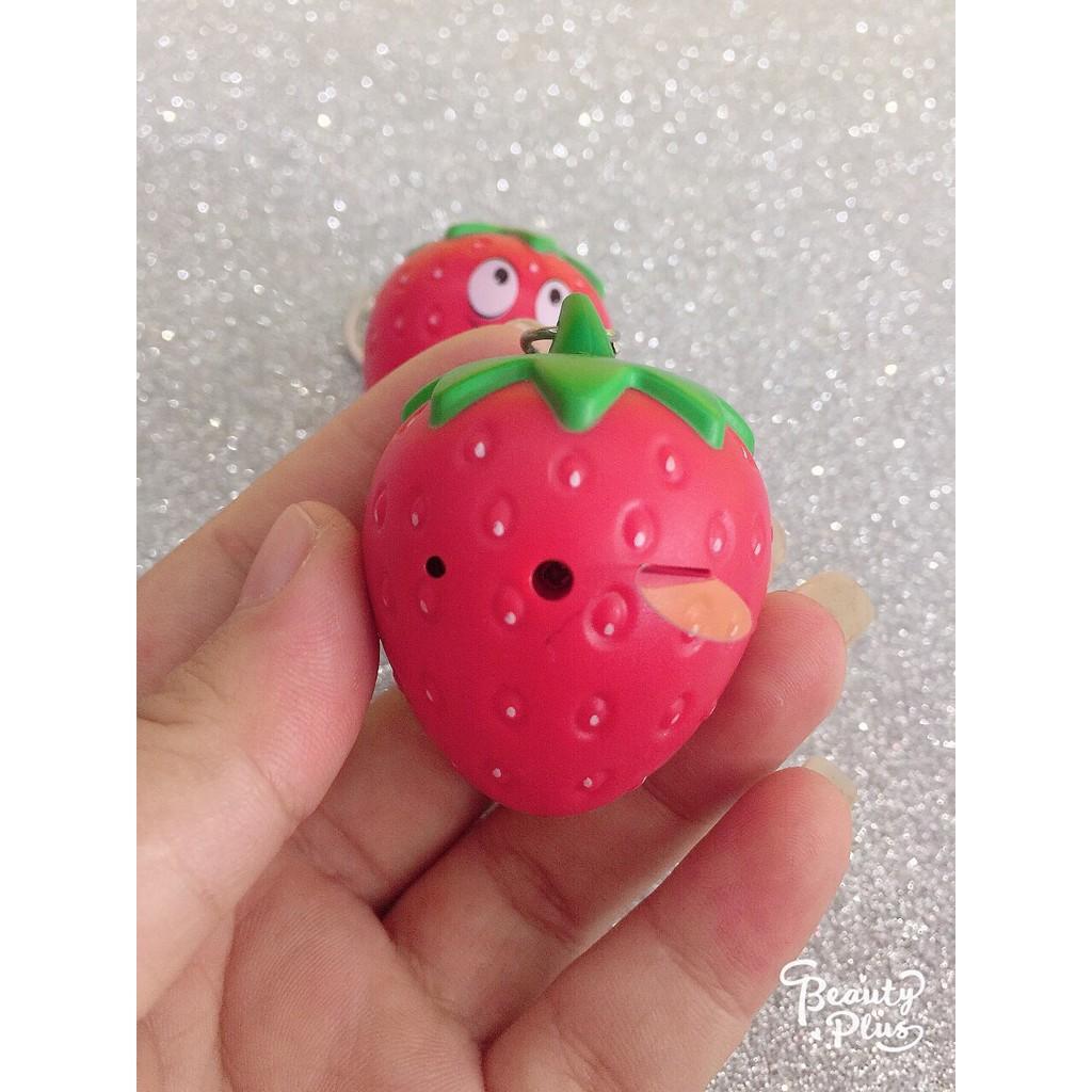 Móc khóa quả dâu - móc khóa phát sáng