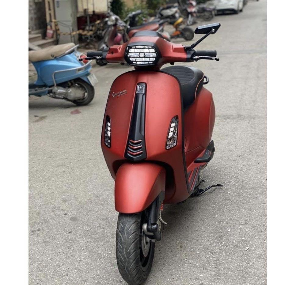 Ốp Đèn Xi Nhan Xe Vespa Sprint Primavera