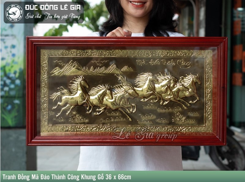 Tranh Mã Đáo Thành Công bằng đồng 36x66cm