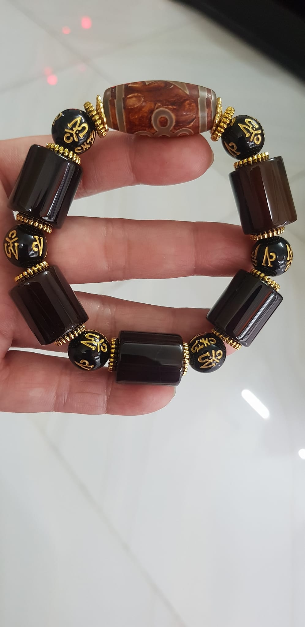 Vòng tay nam mã não nâu mix tây tạng kiểu hạt ống vuông tròn Size vòng 15mm đẹp ạ Ý nghĩa mang năng lượng tích cực may mắn cát tường cho gia chủ ạ