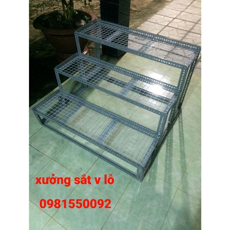 Kệ sắt V lỗ bậc thang 3 bậc V3x3cm (tấm lưới sắt ) Nhuều kích thước lựa chọn