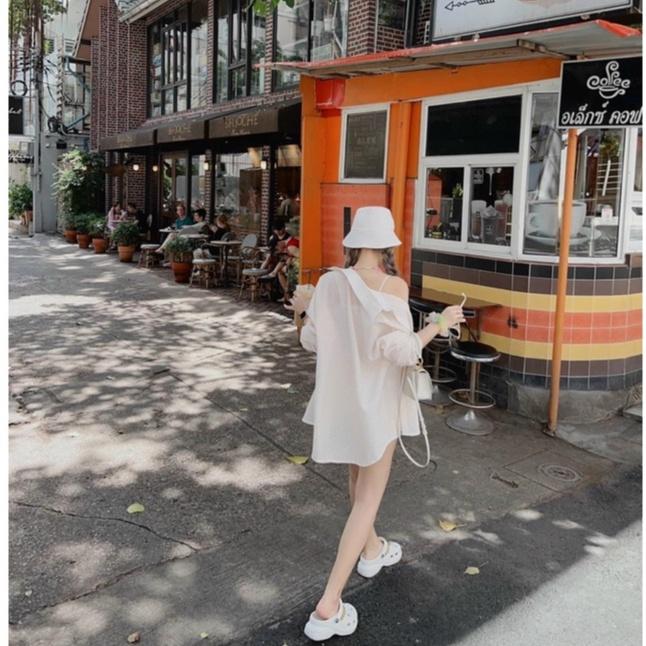 Sét 3 món áo sơmi phom dài + áo bra ren và quần sooc ngắn