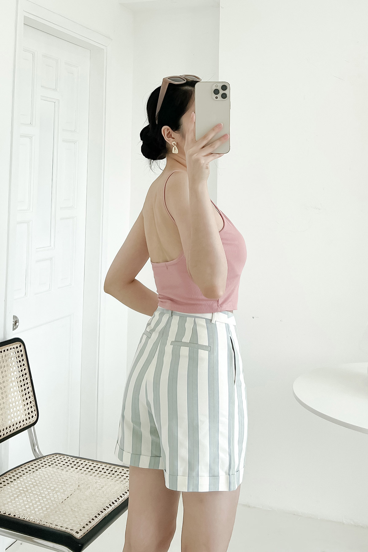 Quần shorts basic gấu lơ vê TSX0522 Vienne Tran V64S21H010