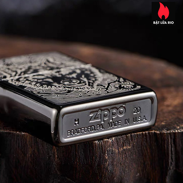 Bật Lửa Zippo 49443 – Zippo Anne Stokes Wolf High Polish Black