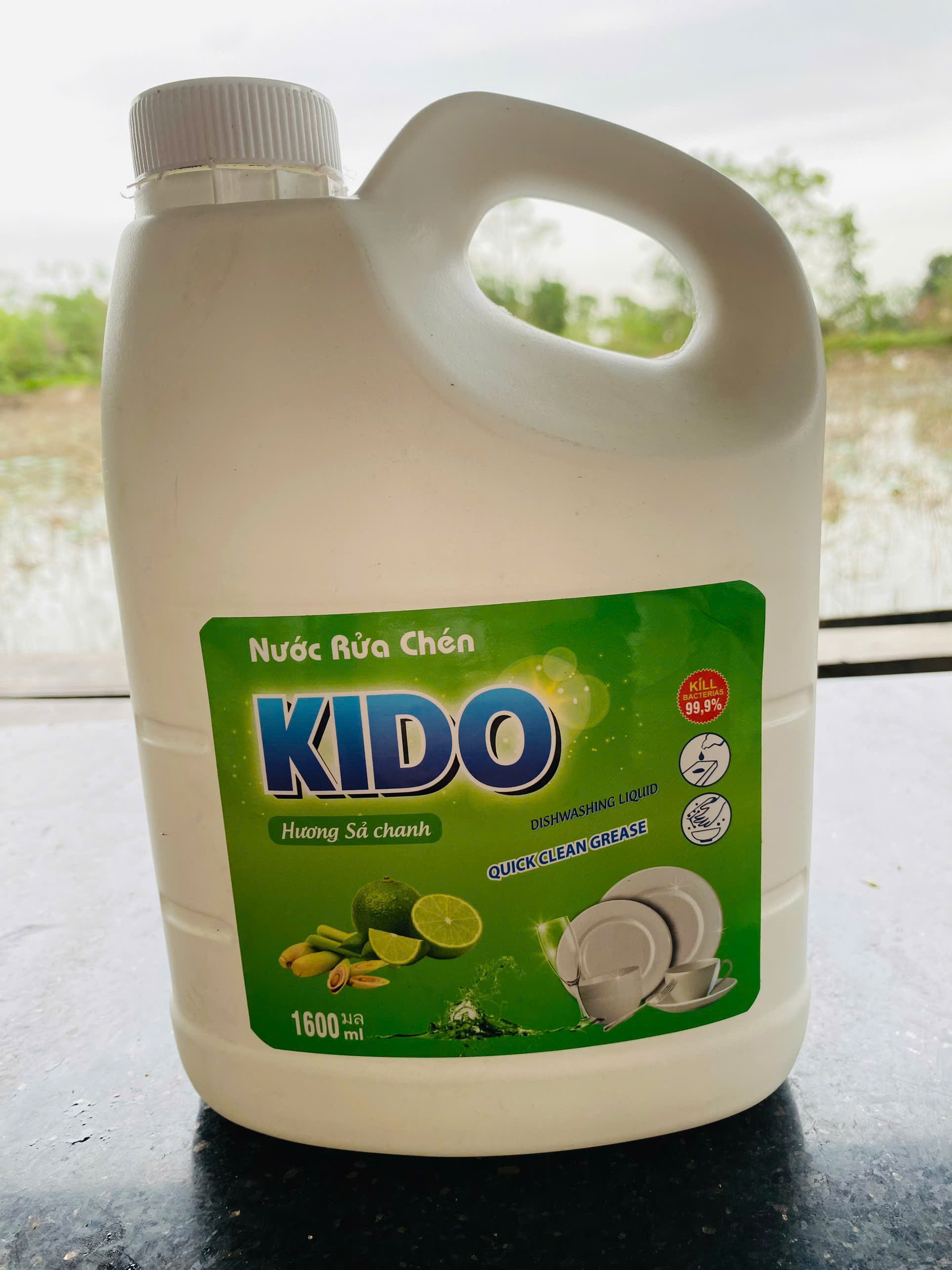 Nước Rửa Chén KIDO Hương Chanh 1,6 Lít - Hiệu Quả Làm Sạch, Thơm Mát Tự Nhiên
