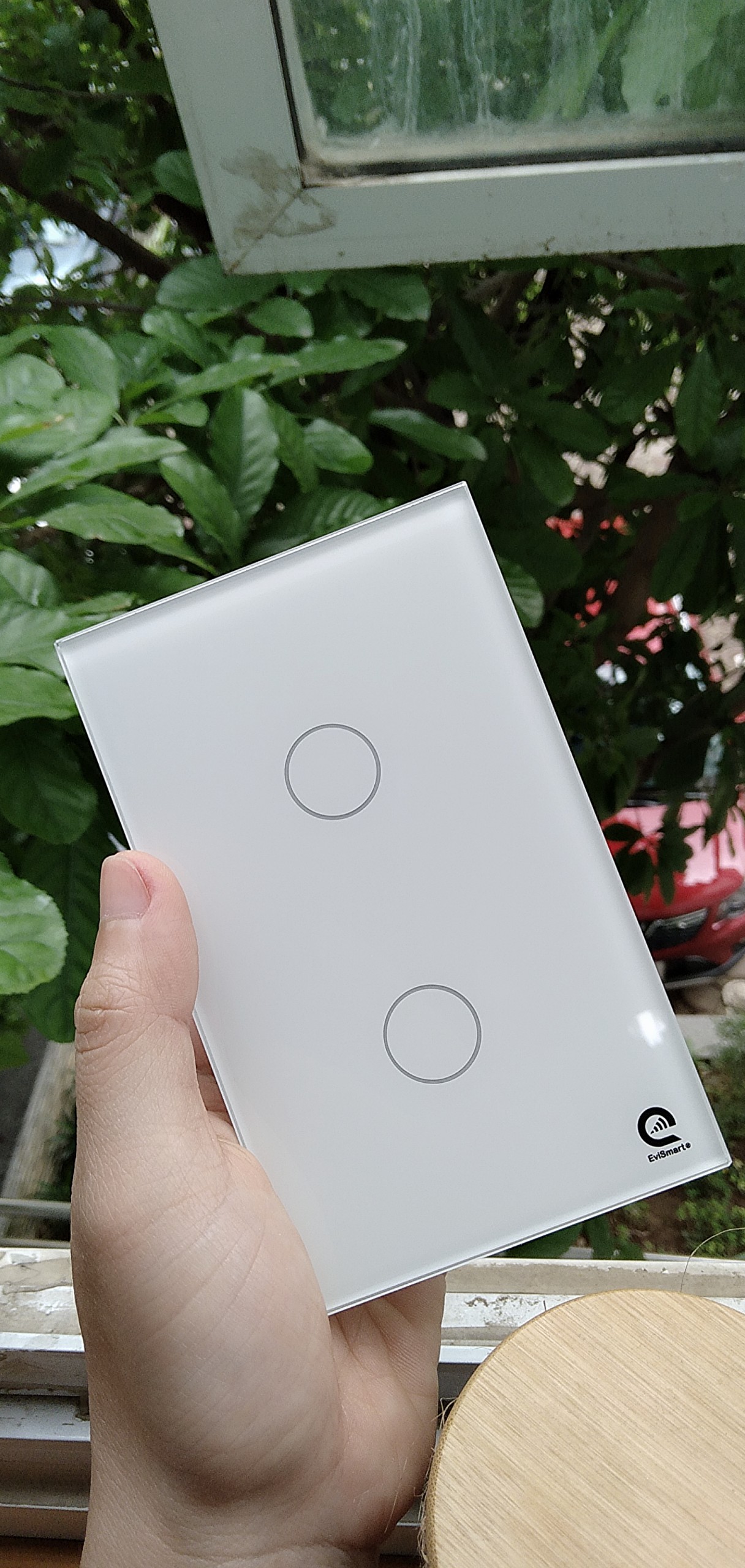 Công tắc thông minh 2 nút bấm sóng wifi , màu trắng, điều khiển qua app Tuya và Smart Life