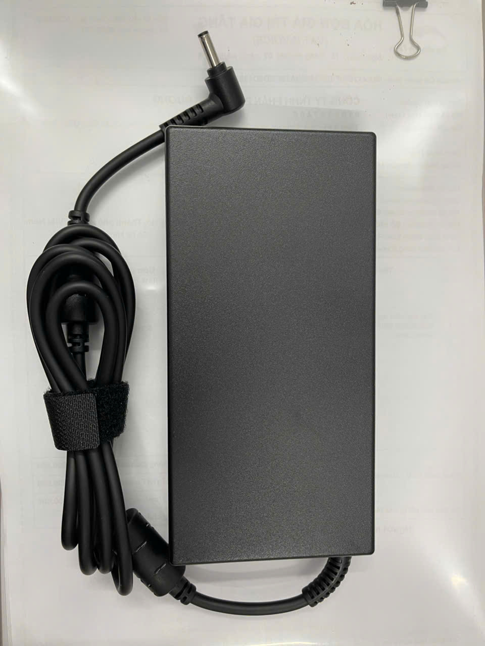 Sạc dành cho Chicony 20V 10A 200W AC Adapter Charger For MSI Crosshair 15 C12VG C12VF C12VE hàng nhập khẩu.