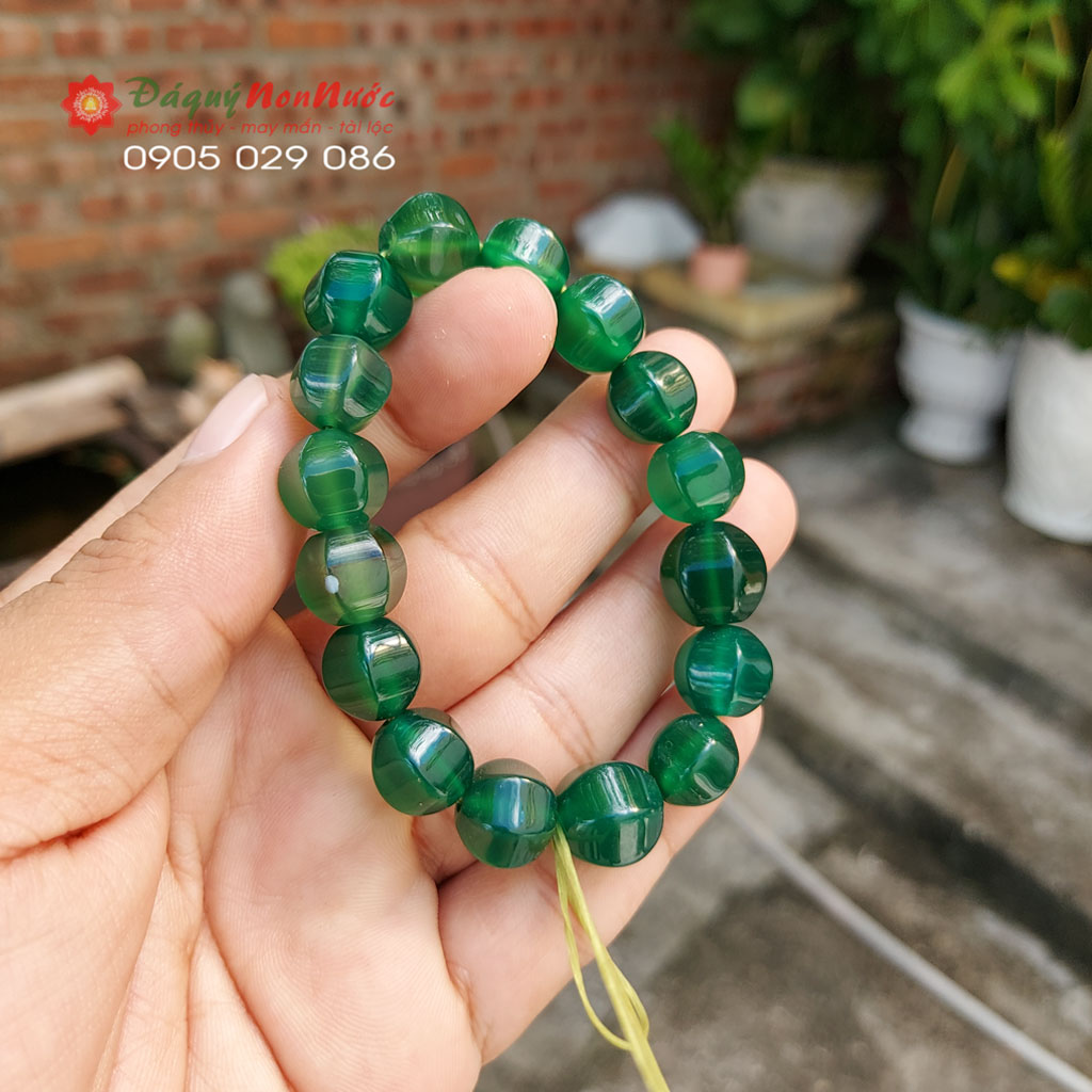 Vòng tay phong thủy đá mã não lục giác