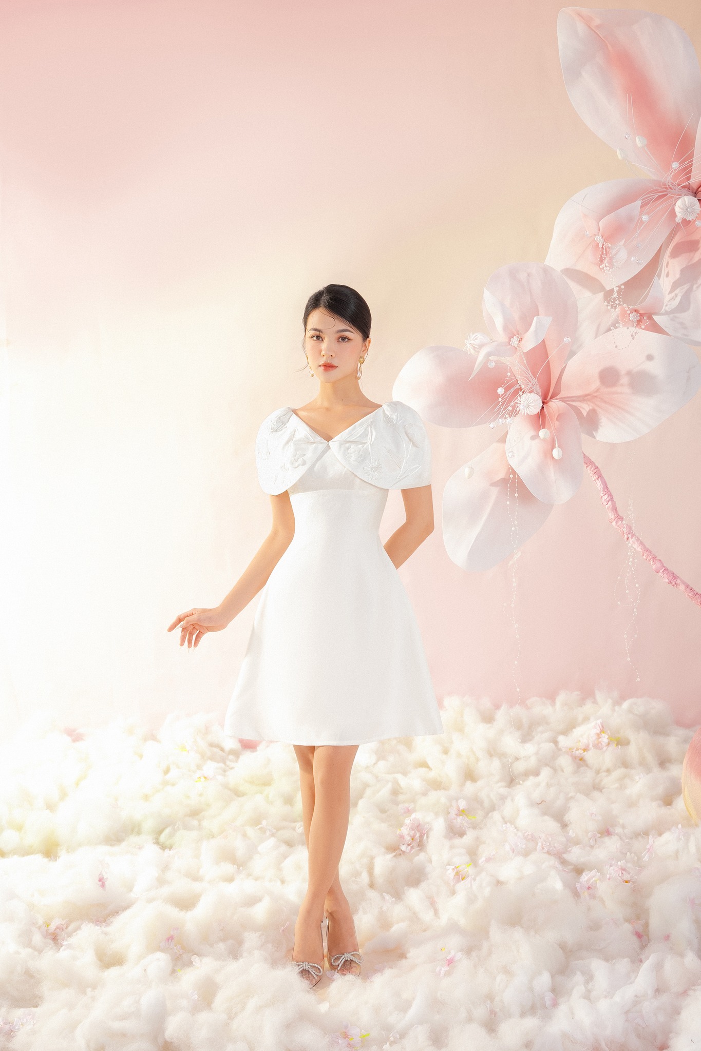 OLV - Đầm Vanessa Embroi Dress