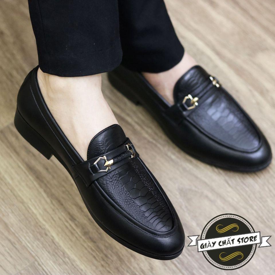 Giày lười da nam đế cao su , khâu chỉ gai chắc chắn .