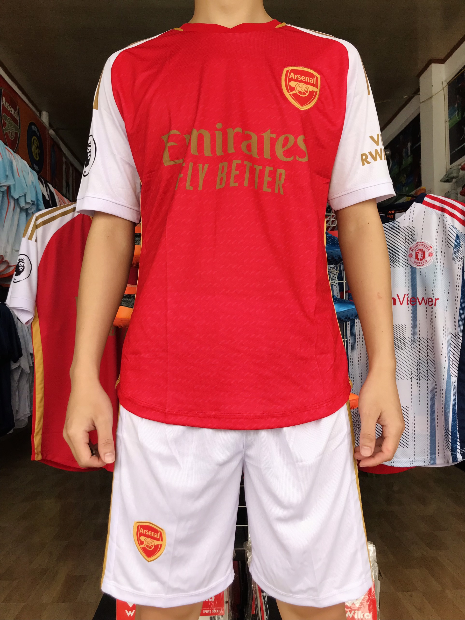 Mẫu áo bóng đá gai mè thái Arsenal cao cấp 2023 -2024