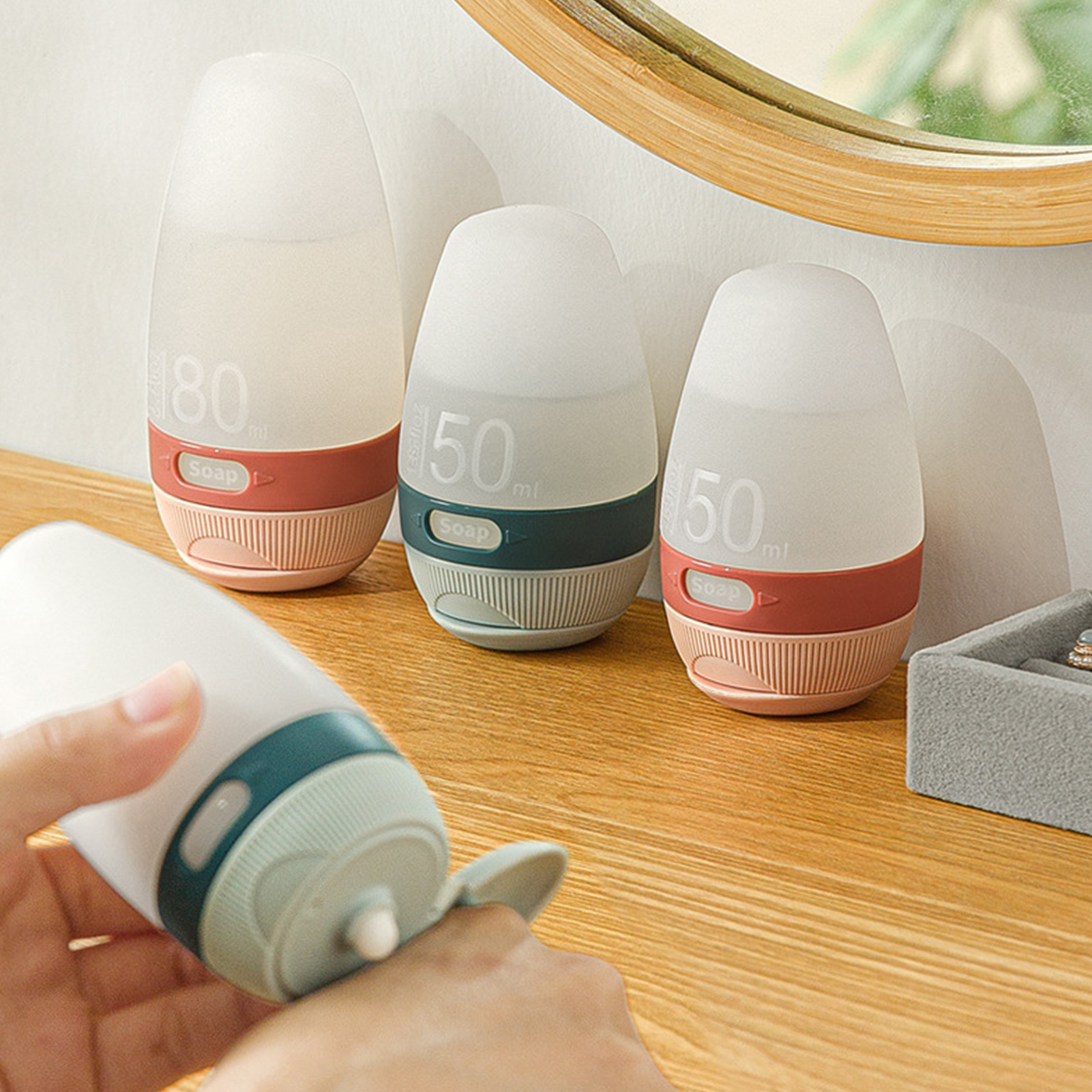 Lọ Silicon chiết mỹ phẩm, dầu gội đi du lịch 50-80ml