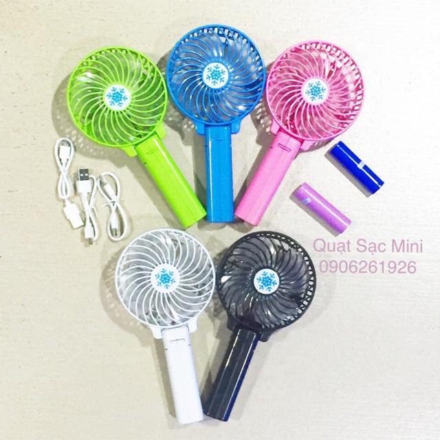 (Gía Sales) QUẠT MINI FAN CẦM TAY TÍCH ĐIỆN ( giao màu ngẫu nhiên) Kèm ảnh thật