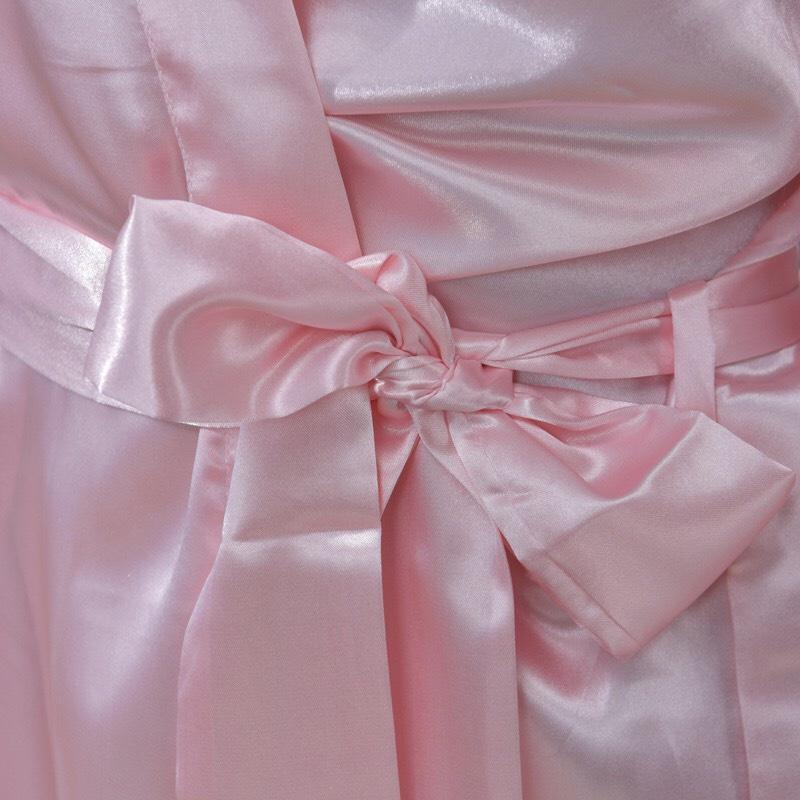 Áo choàng ngủ lụa cho cô dâu kiểu kimono màu trắng in chữ sang trọng