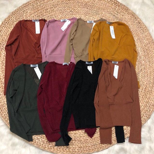 Áo kim tuyến cổ v sang trọng