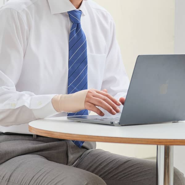 Đai Bảo Vệ Cổ Tay Loại Mềm Phiten Nano Metax Wrist Supporter Soft Type