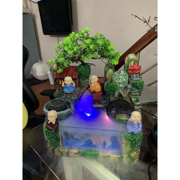 THÁC NƯỚC MINI ĐỂ BÀN – NGÔI NHÀ ĐỎ