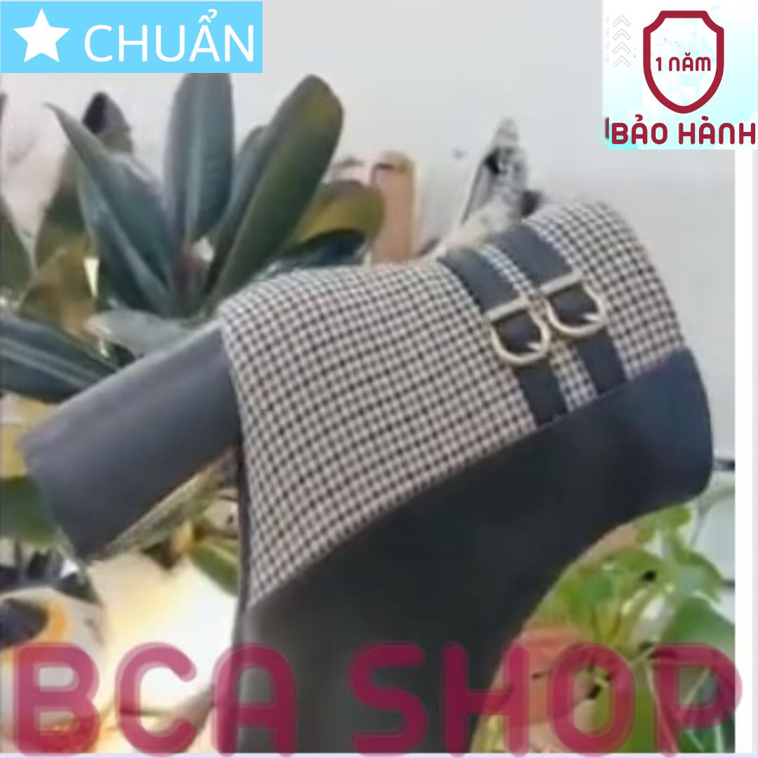 Giày bốt nữ cổ ngắn 7p RO433 ROSATA tại BCASHOP phần sau gót phối ca rô sành điệu và độc lạ - màu đen