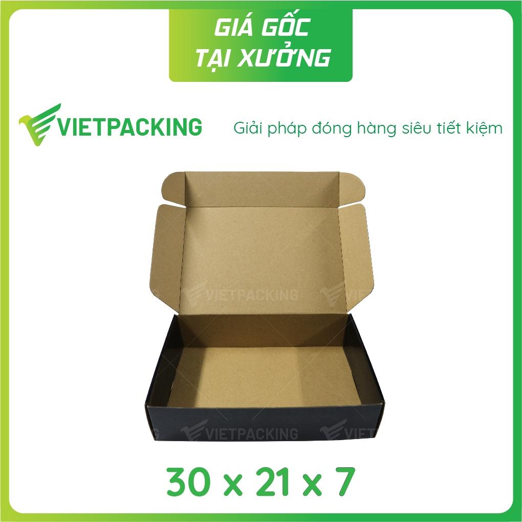 30x21x7 - 8 hộp carton nắp gài hông màu đen cán bóng siêu sang