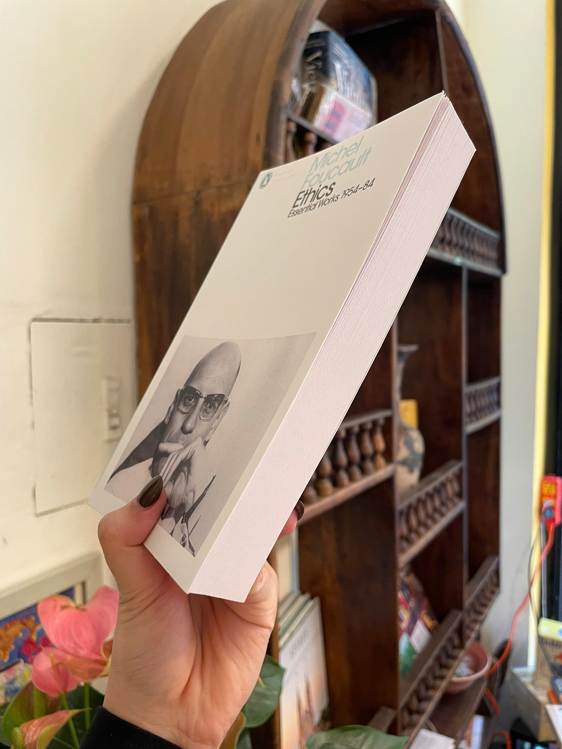 Sách - Ethics: Essential Works of Michel Foucault 1954-84| Philosophy, Ngoại văn Triết học Nhập khẩu