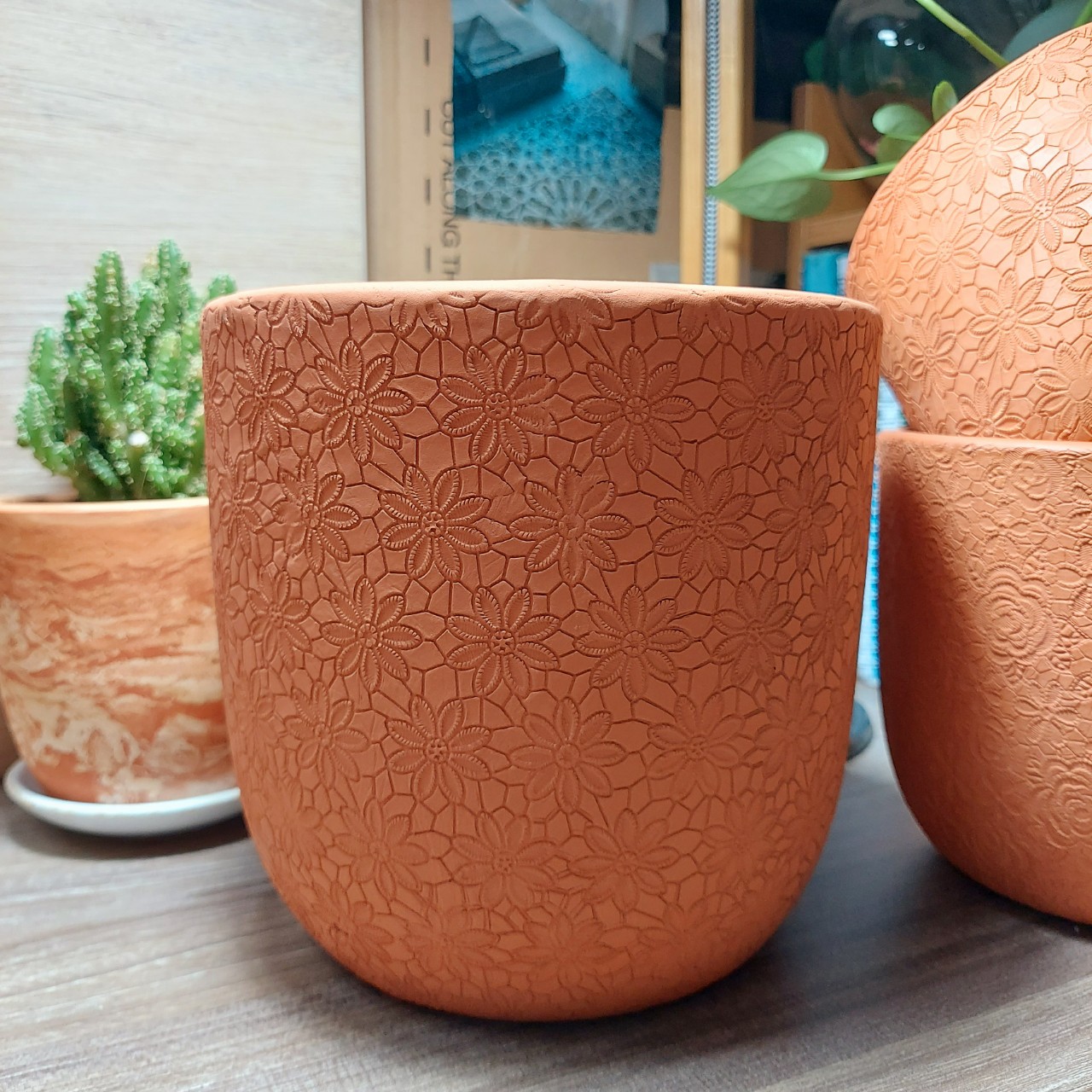 Chậu đất nung hoa cúc Bông Garden trồng cây cảnh để bàn size lớn và nhỏ kt miệng 13cm và 17cm