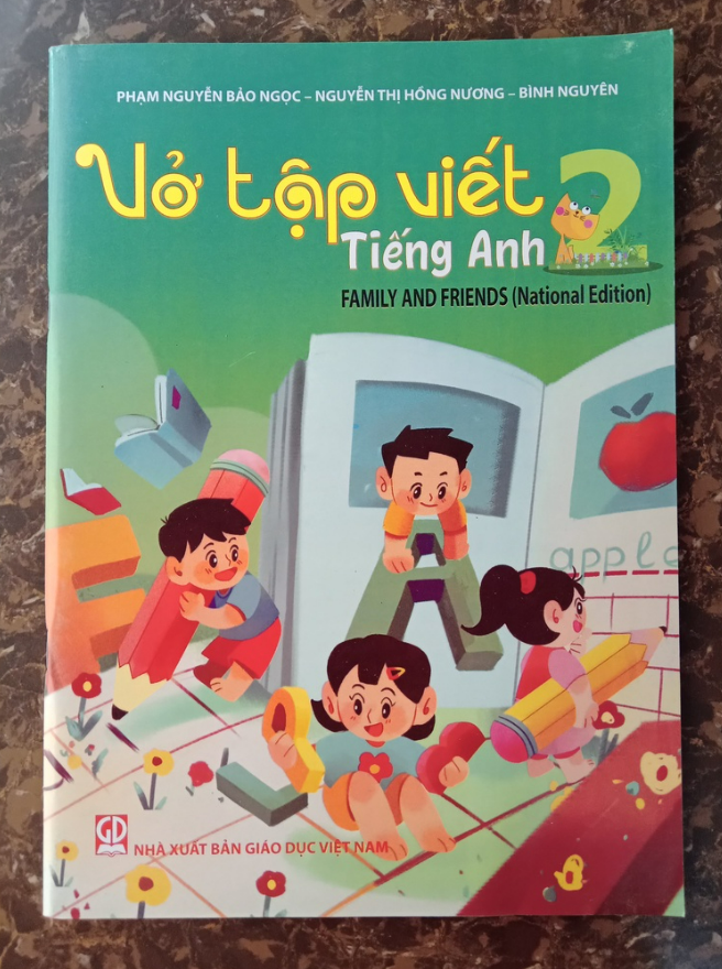 Sách - Vở tập viết Tiếng Anh 2 Family and friends (National Edition)