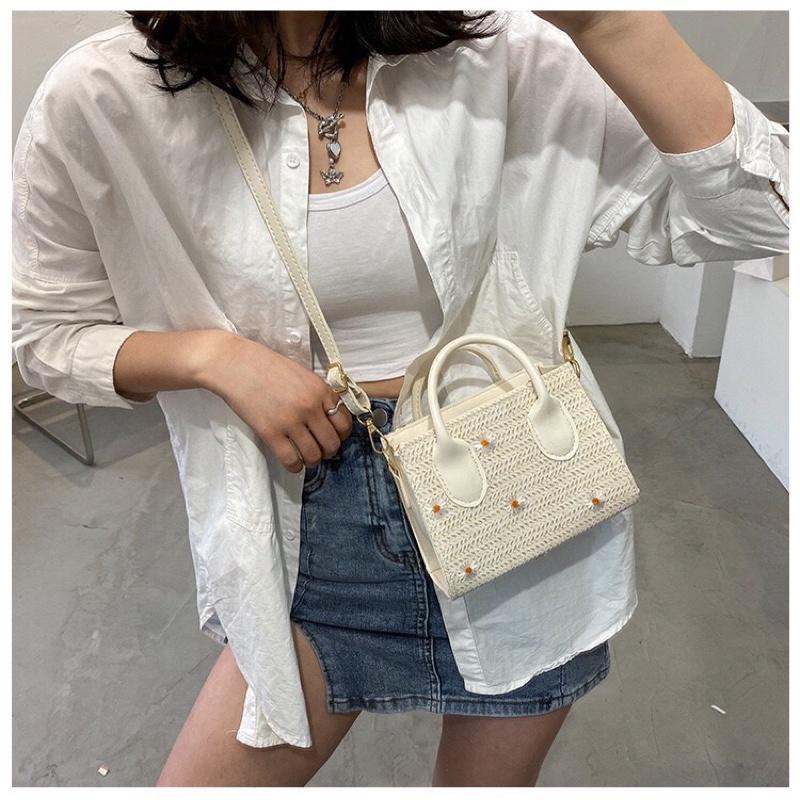 Túi đeo chéo nhỏ họa tiết hoa cúc