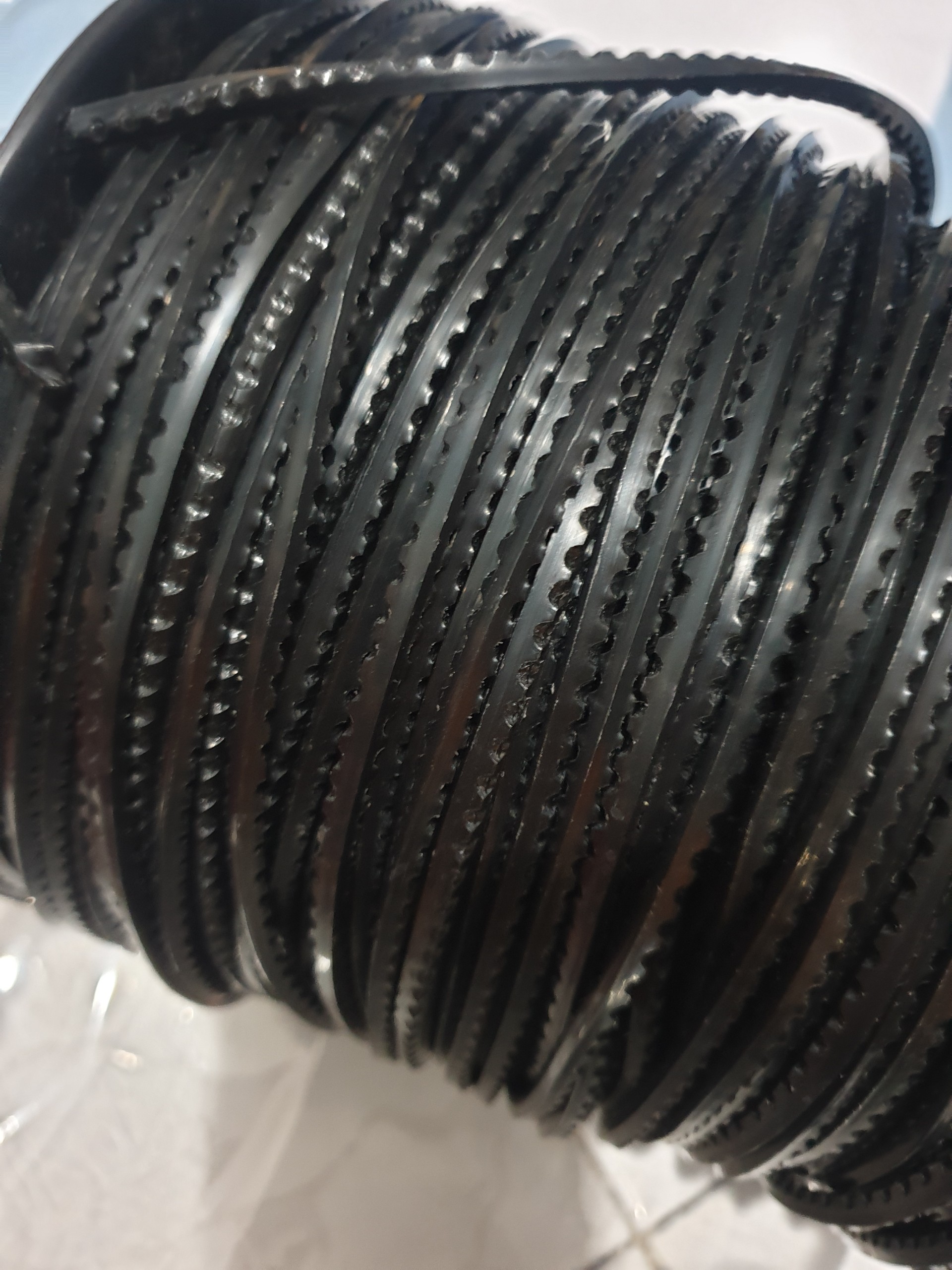 DÂY CƯỚC GAI ĐEN DÙNG CHO MÁY CẮT CỎ. 10 MÉT