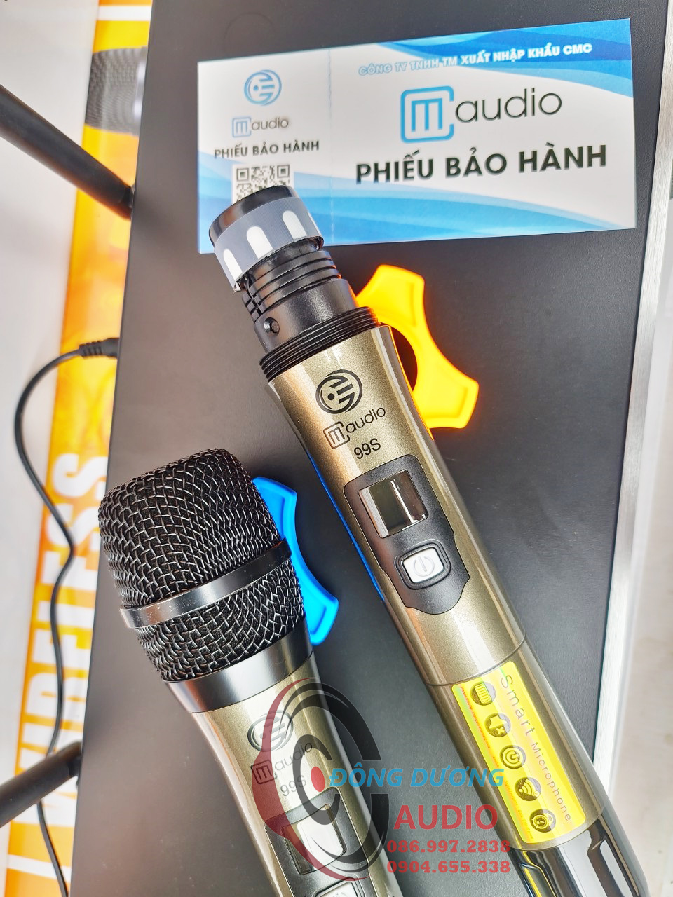 BỘ MICRO KHÔNG DÂY KARAOKE GIA ĐÌNH GIÁ TỐT CM 99S - MÍC KHÔNG DÂY - HÀNG CHÍNH HÃNG