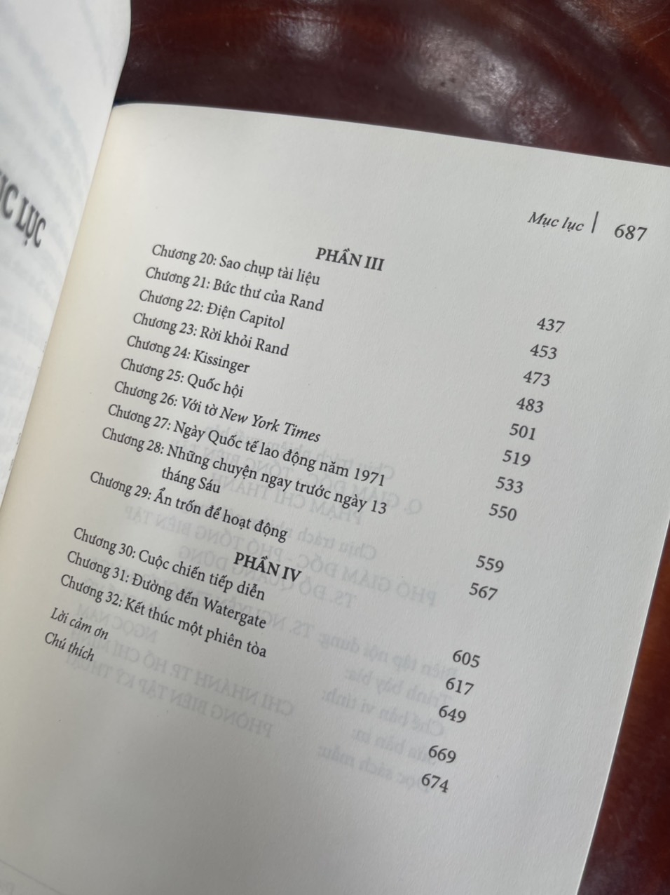 HỒ SƠ MẬT LẦU NĂM GÓC Và hồi ức về chiến tranh Việt Nam – Daniel Ellsberg – Minh Thu và Trọng Minh (dịch và hiệu đính) – NXB Chính Trị Quốc Gia Sự Thật - Bìa cứng