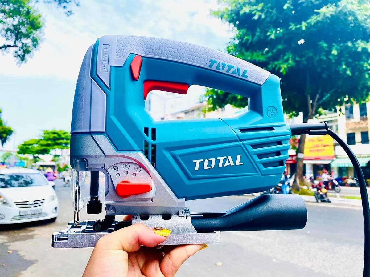 MÁY CƯA LỌNG 800W TOTAL TS2081006 - HÀNG CHÍNH HÃNG