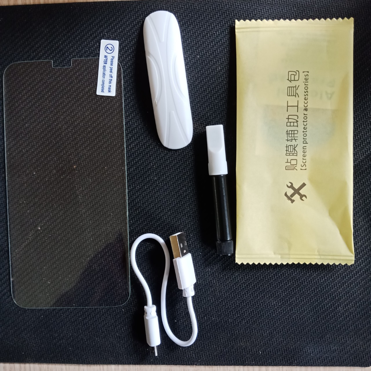 Miếng Dán Kính Cường Lực UV 100139 Cho Các Dòng iPhone 11 Full Keo Màn Hình