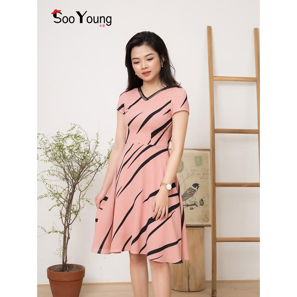 Đầm xòe hồng cổ V phối ren-D190326H0-Sooyoung