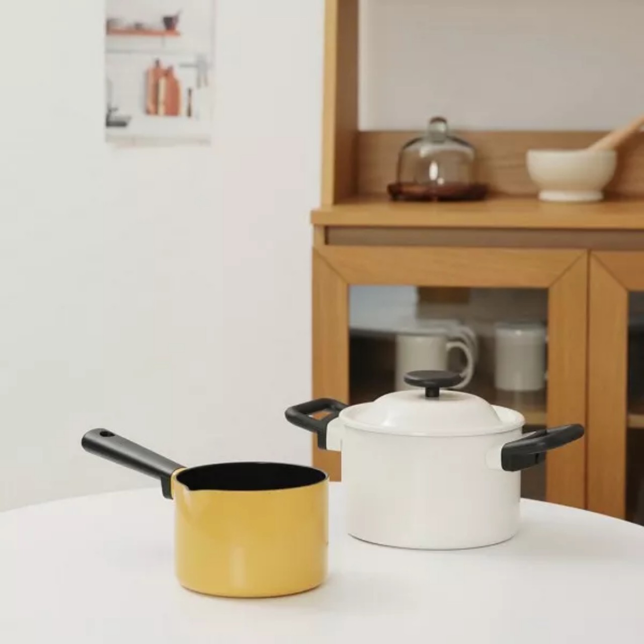 Nồi Quánh 1 Tay Cầm Decor Milk 14cm Màu Vàng LocknLock LDE1142