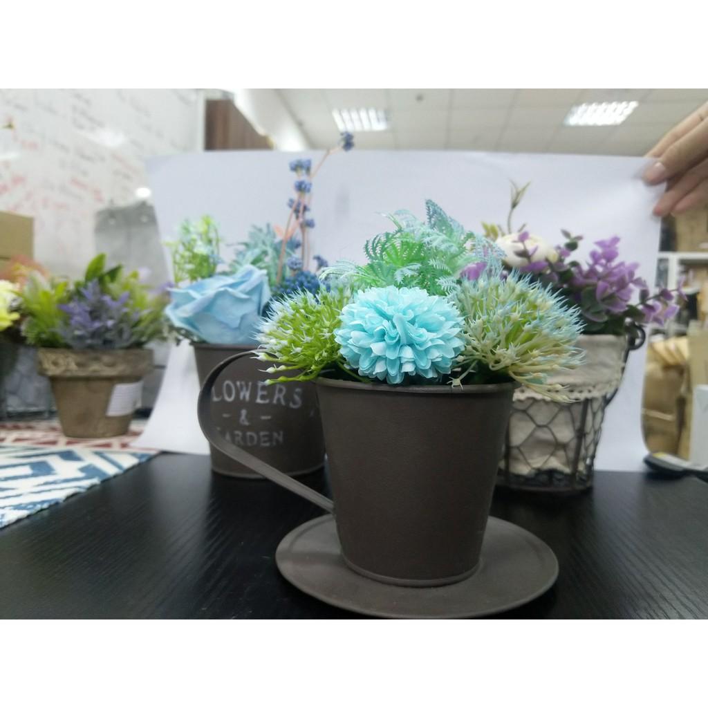 Chậu hoa giả trang trí để bàn