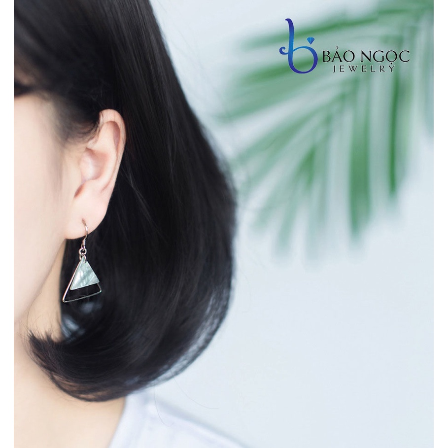 Khuyên Tai Bạc S925, Khuyên Tai Nữ Đi Biển Bạc Thật Không Rỉ, Bông Tai Bạc Nữ Đính Đá Xà Cừ Hình Tam Giác Trẻ Trung Hiện Đại - B2816 - Bảo Ngọc Jewelry