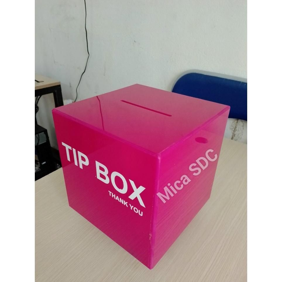 Hộp Đựng Tiê`n Tip - TIP BOX bằng mica có ổ khóa