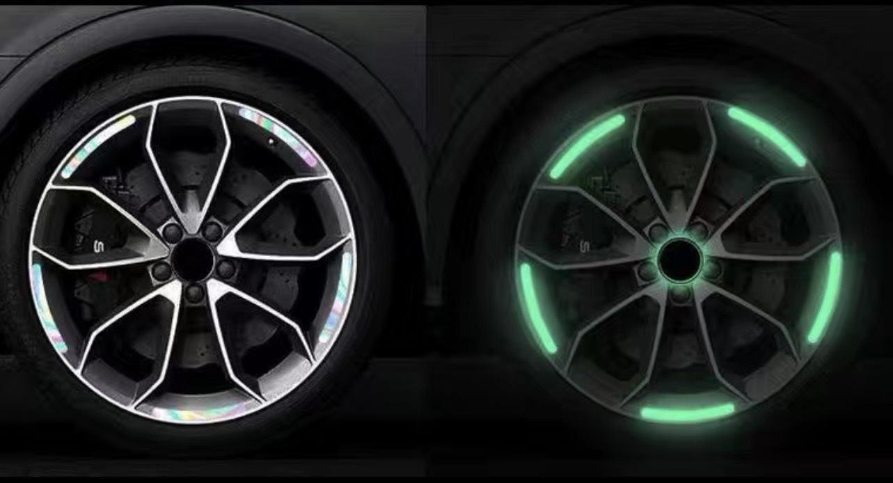 Bộ 10 miếng dán phản quang, phát sáng SPORTS trang trí vành bánh xe màu xanh lá cây cho ô tô, xe máy, xe đạp