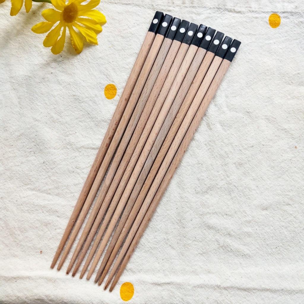 ĐŨA GỖ BEECH TỰ NHIÊN 23CM KHẢM TRAI CHẤM BI, ĐŨA ĂN CƠM AN TOÀN, CHỤP ẢNH TRANG TRÍ