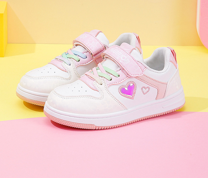 Giày thể thao cho bé phong cách dễ thương – GTE9159