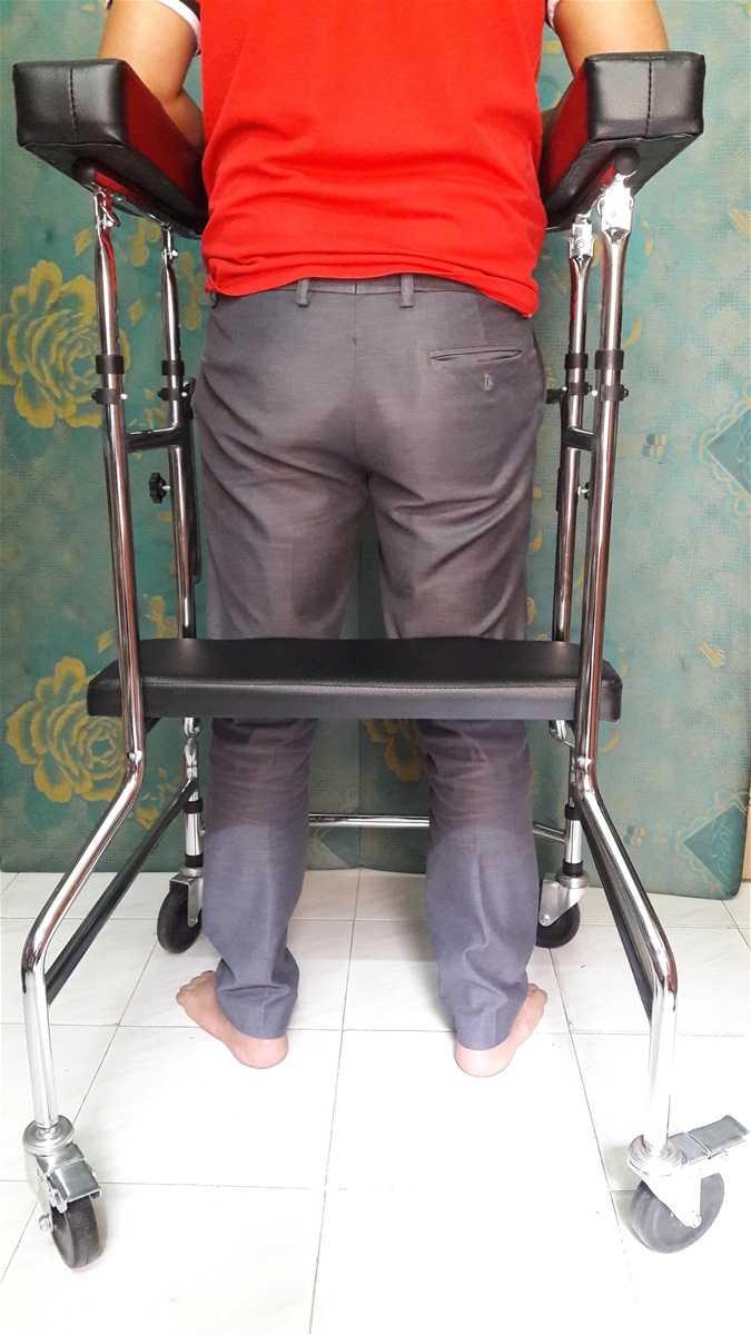 Khung tập đi cho người già và người tai biến