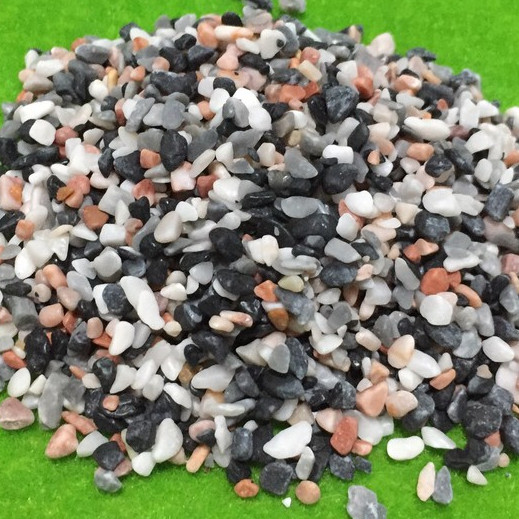 Sỏi nhiều màu trang trí chậu cây sân vườn