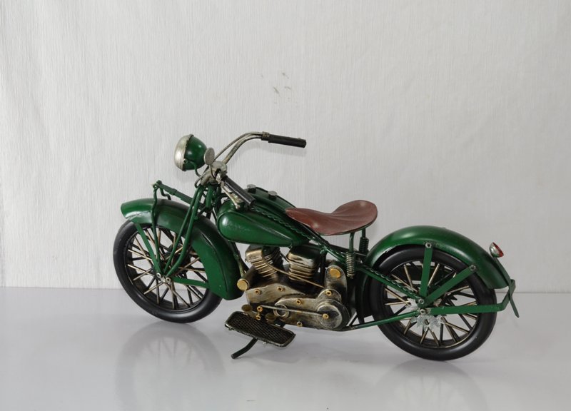 Mô hình xe mô tô, xe máy cổ độc lạ trưng bày/ Vintage metal Motorcycle handmade Decoration (1904E-7857)