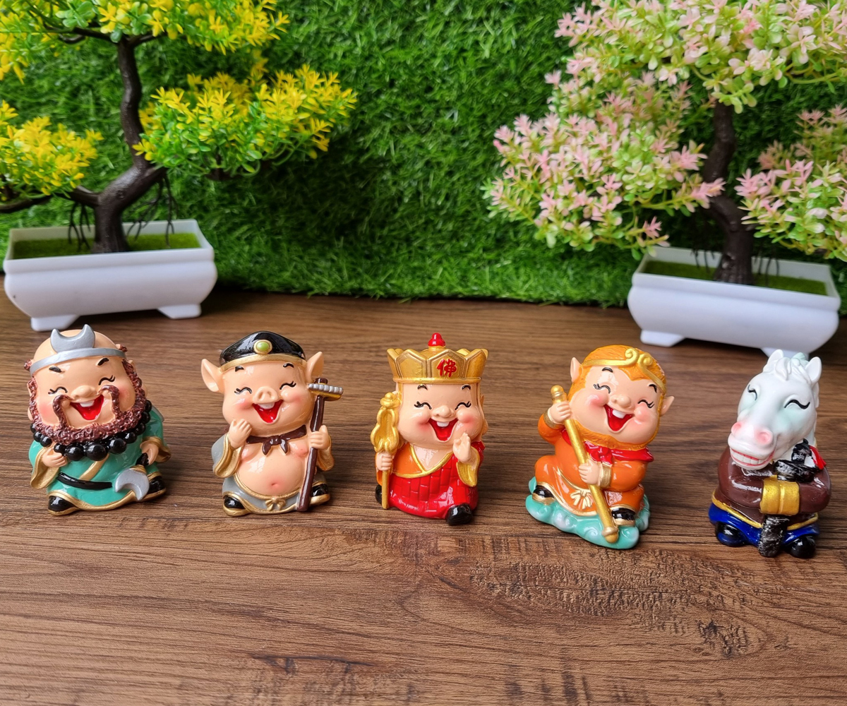 Bộ tượng Quan Âm kèm 05 tượng Tây Du Ký và chân đế 6 ô